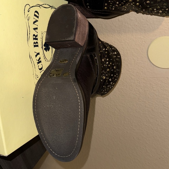 NEW Lucky Boots - Size: 9M - Picture 6 of 7